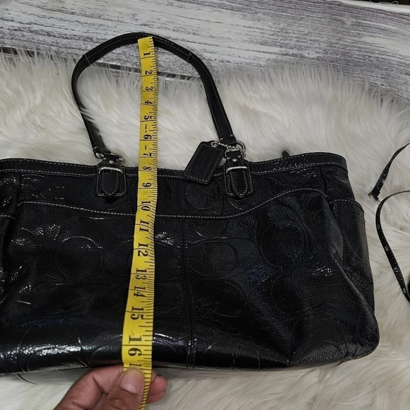 Coach Gallery Embossed Patent Leather shoulder Bag Black  #19462 EUC - Picture 11 of 15